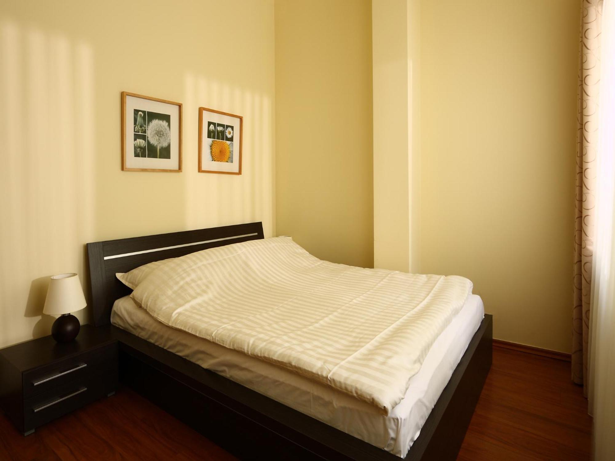 Apartamenty Zlota Nic Opole Buitenkant foto