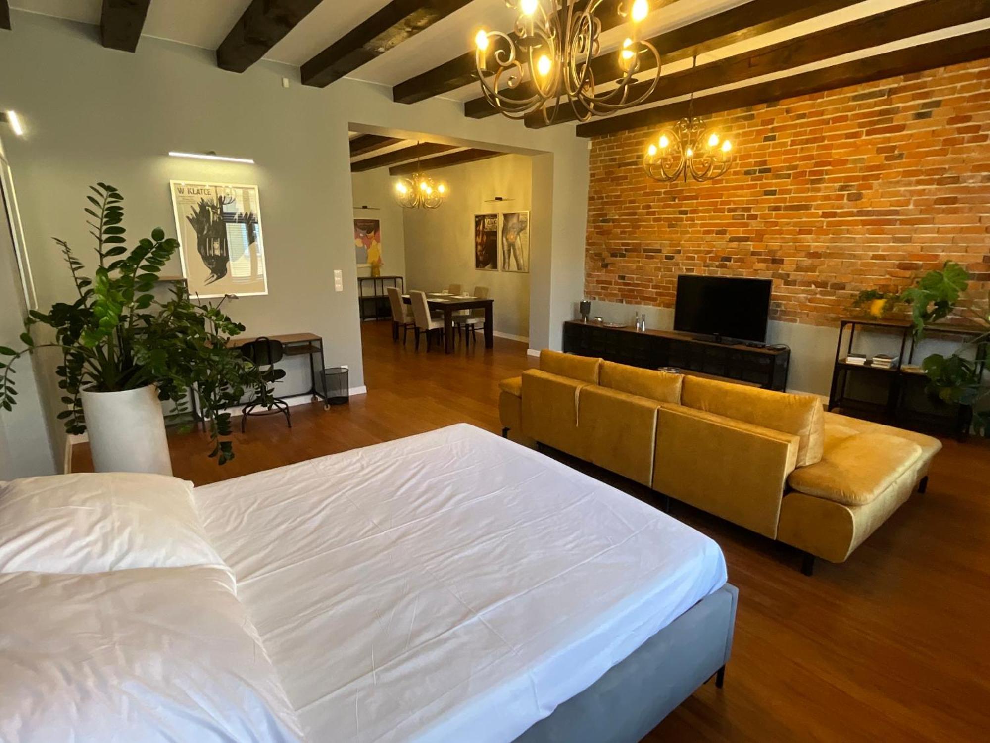 Apartamenty Zlota Nic Opole Buitenkant foto